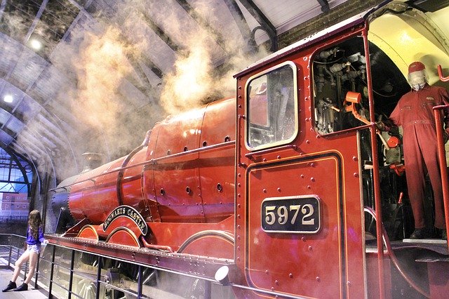 Free download Harry Potter Hogwarts Express -  free photo or picture to be edited with GIMP online image editor