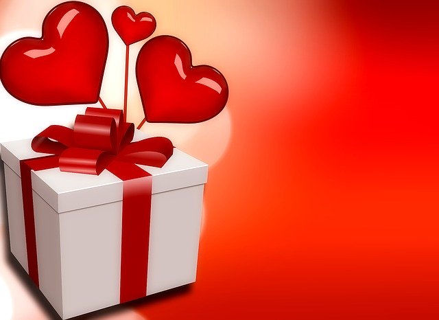 Free download Heart Love Gift -  free illustration to be edited with GIMP free online image editor