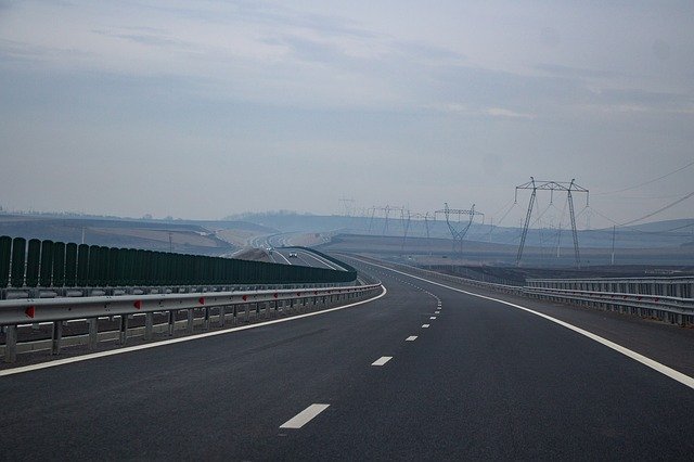 Téléchargement gratuit Autoroutes Transylvanie Roumanie - photo ou image gratuite à modifier avec l'éditeur d'images en ligne GIMP