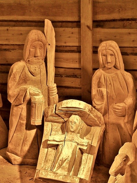 Free download Hl Family Nativity Scene Wooden -  free photo or picture to be edited with GIMP online image editor