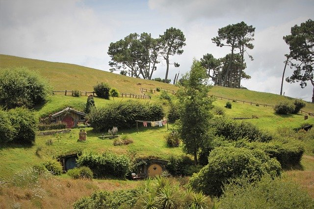 Free download Hobbit Hobbiton Nz -  free photo or picture to be edited with GIMP online image editor