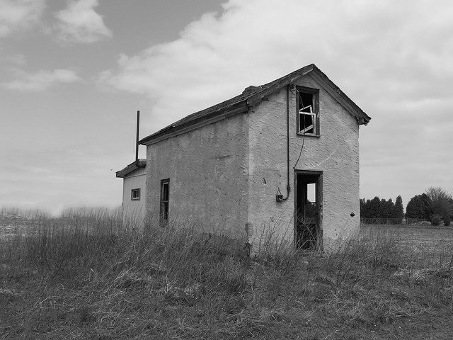 Free download House Abandoned Building -  free photo or picture to be edited with GIMP online image editor