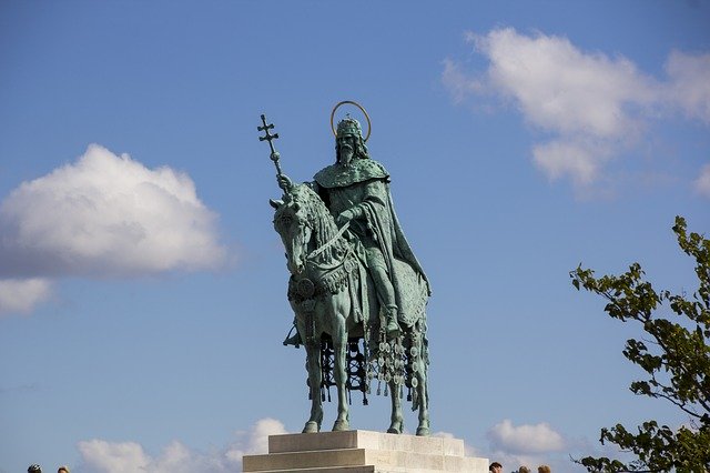 Free download Hungary Statue Budapest -  free photo or picture to be edited with GIMP online image editor