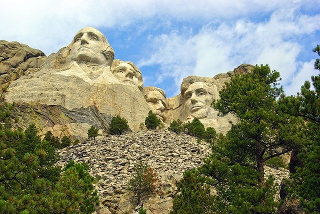 Free download Iconic Rushmore Faces Lincoln -  free photo or picture to be edited with GIMP online image editor