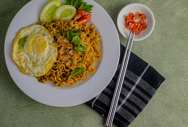 Free download indomie fried noodles food snacks free picture to be edited with GIMP free online image editor