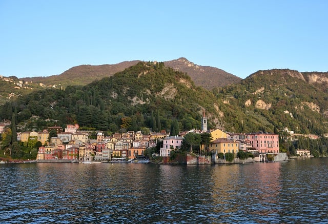 Free download italy lake como varenna port town free picture to be edited with GIMP free online image editor