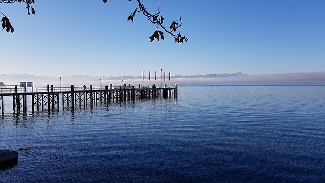 تنزيل Lake Web Water مجانًا - صورة مجانية أو صورة لتحريرها باستخدام محرر الصور عبر الإنترنت GIMP