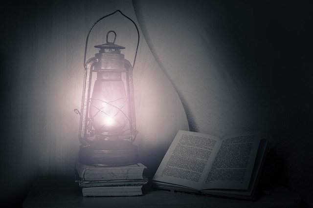 Free download Lamp Book Reading -  free illustration to be edited with GIMP free online image editor