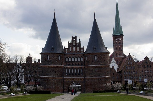 Free download Lübeck Holsten Gate Landmark -  free photo or picture to be edited with GIMP online image editor