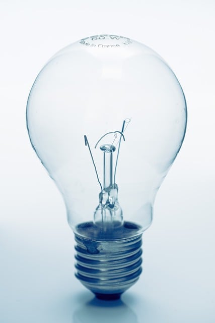 Free download lightbulb bulbs lamp defect broken free picture to be edited with GIMP free online image editor