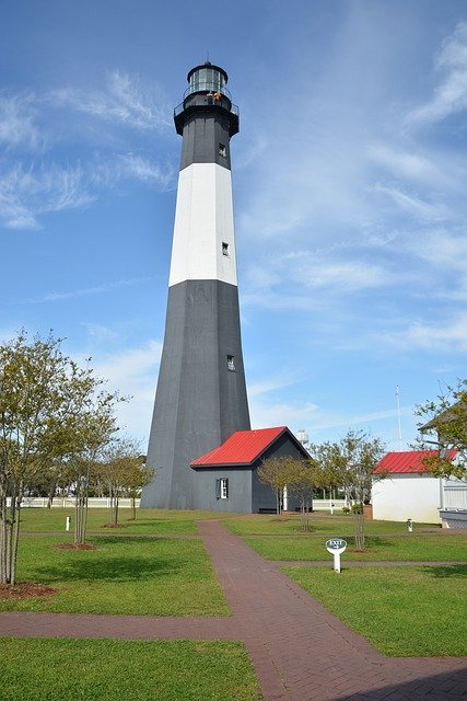 Unduh gratis Lighthouse Tybee Island Georgia - foto atau gambar gratis untuk diedit dengan editor gambar online GIMP