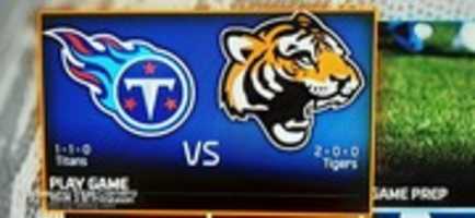 Free download Madden NFL 16 Tennessee Titans VS Chicago Tigers Teams Screenshot free photo or picture to be edited with GIMP online image editor