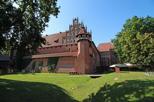 Free download Malbork Castle The Crusaders -  free free photo or picture to be edited with GIMP online image editor