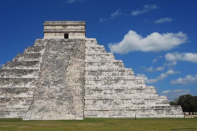 Descărcare gratuită Maya Mexico Pyramid - fotografie sau imagini gratuite pentru a fi editate cu editorul de imagini online GIMP