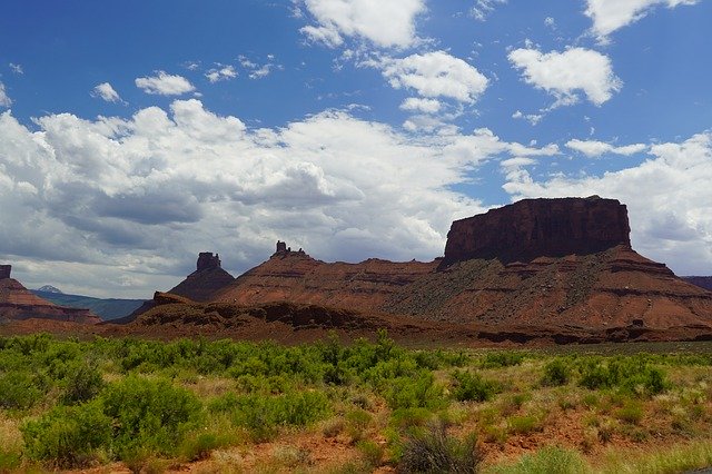 Free download Mesas Buttes Utah -  free photo or picture to be edited with GIMP online image editor