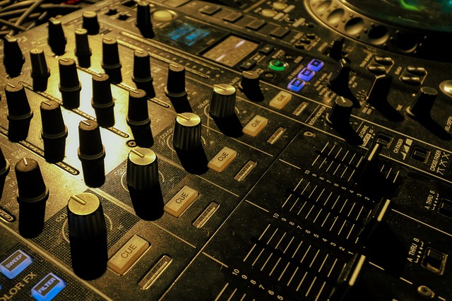 Free download mixer sound dj sound studio music free picture to be edited with GIMP free online image editor