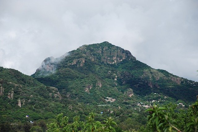 Free download Montañas Tepoztlan Mexico -  free photo or picture to be edited with GIMP online image editor