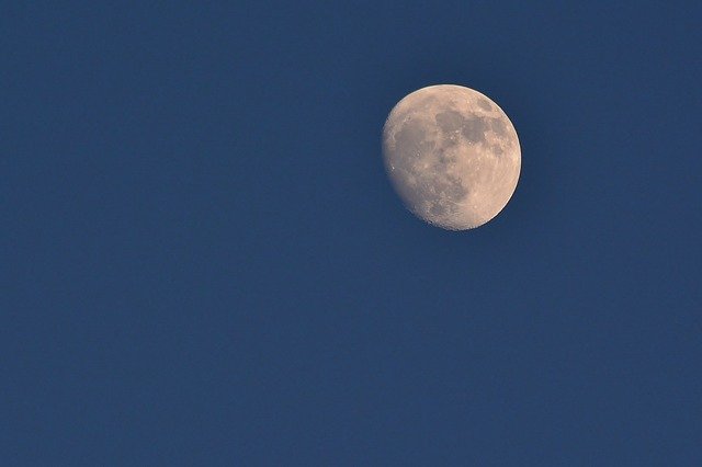 Free download Moon Increasingly Astronomy -  free photo or picture to be edited with GIMP online image editor