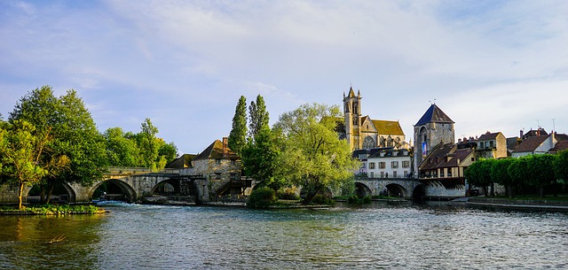 Free download moret sur loing river scenic free picture to be edited with GIMP free online image editor