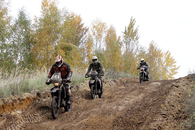 Unduh gratis Motorcycle Enduro Rally - foto atau gambar gratis yang dapat diedit dengan editor gambar online GIMP