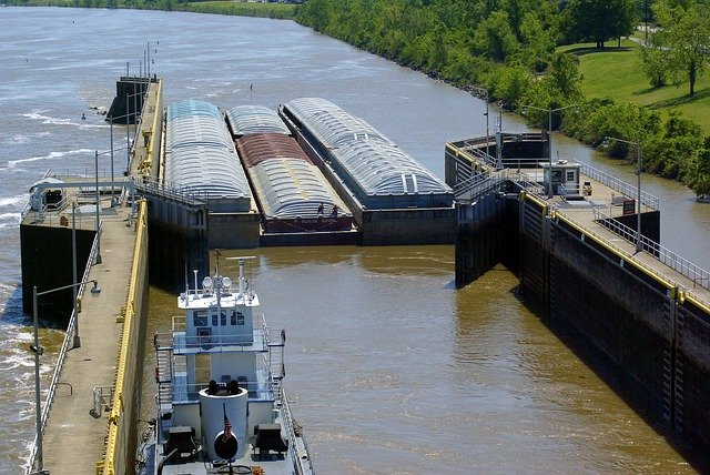 Free download Murray Lock Barges -  free photo or picture to be edited with GIMP online image editor