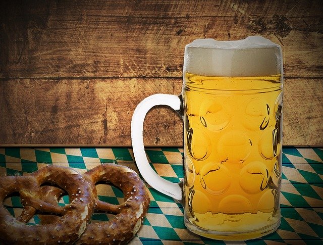 Free download Oktoberfest Beer Pretzel -  free illustration to be edited with GIMP free online image editor