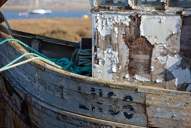 Free download old boat decay fishing boat flaky free picture to be edited with GIMP free online image editor