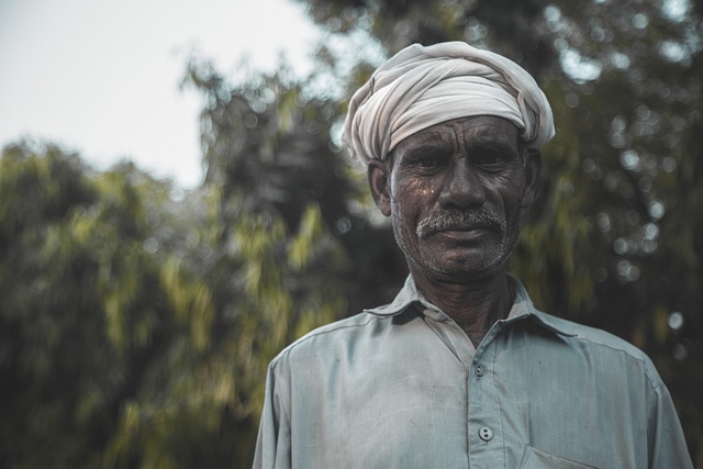 Free download old face man sad story male eyes free picture to be edited with GIMP free online image editor