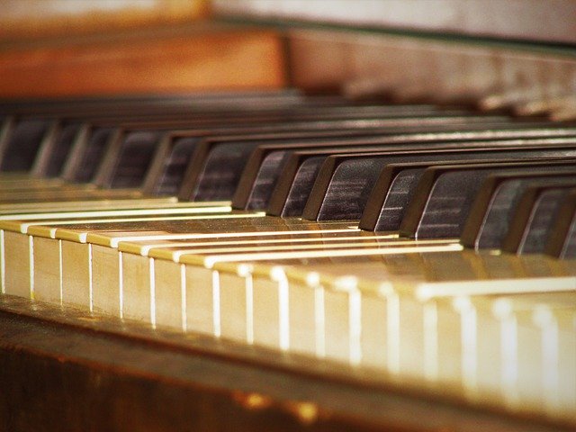 Free download Old Piano -  free photo or picture to be edited with GIMP online image editor