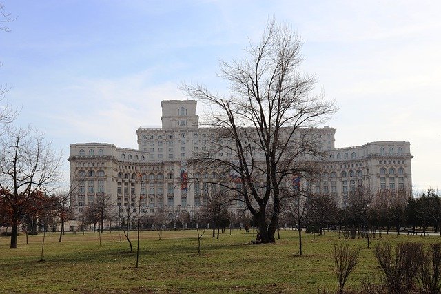 Free download Palace Of The Parliament Romania -  free photo or picture to be edited with GIMP online image editor