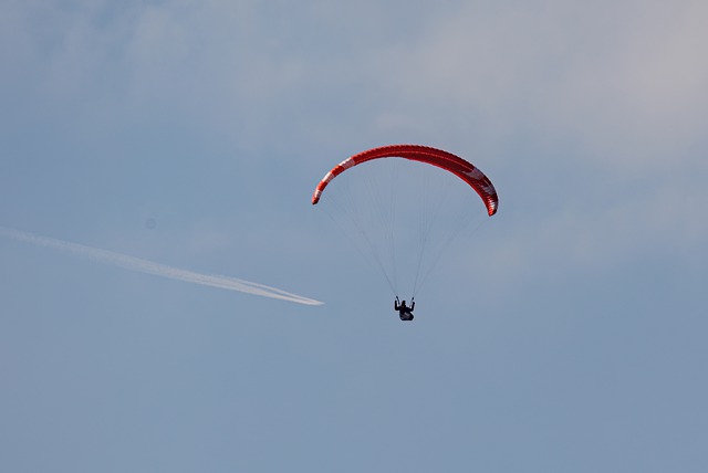 Free download paragliding falling sky parachute free picture to be edited with GIMP free online image editor