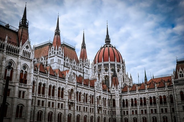 Free download parliament building europe budapest free picture to be edited with GIMP free online image editor