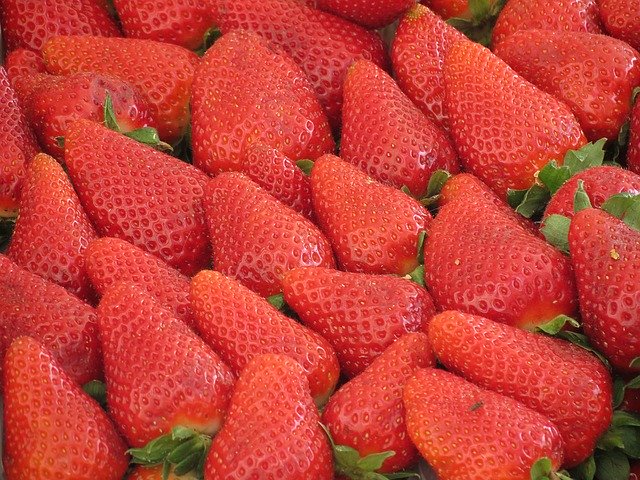 Free download Pattern Strawberries Garden -  free photo or picture to be edited with GIMP online image editor