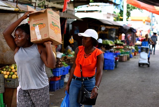 Free download people woman market fruits street free picture to be edited with GIMP free online image editor