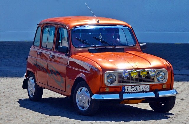 Free download Renault Renault4 R4 -  free photo or picture to be edited with GIMP online image editor