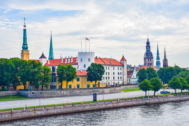 Free download riga castle fortress free picture to be edited with GIMP free online image editor