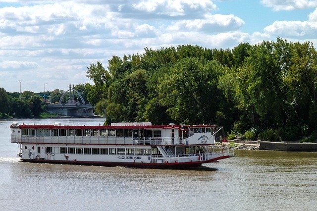 Free download River Boat Winnipeg Manitoba -  free photo or picture to be edited with GIMP online image editor