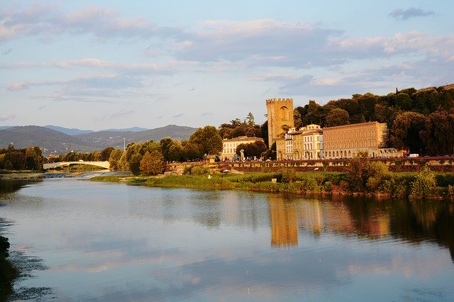 Free download River Florence Italy -  free photo or picture to be edited with GIMP online image editor