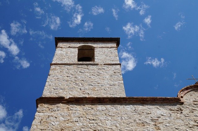 무료 다운로드 Saint Paul De Vence Church - 무료 사진 또는 GIMP 온라인 이미지 편집기로 편집할 수 있는 사진