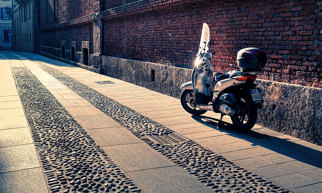 Free download scooter vespa alley italy milano free picture to be edited with GIMP free online image editor