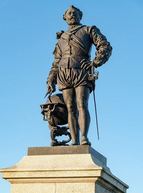 Free download Sculpture Sir Francis Drake -  free photo or picture to be edited with GIMP online image editor