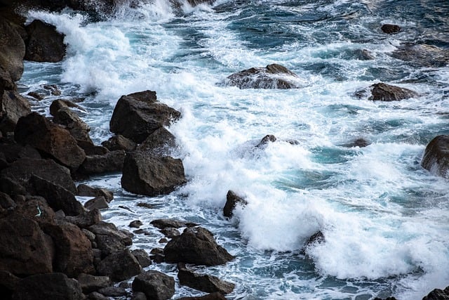 Free download sea stones water coast bay ocean free picture to be edited with GIMP free online image editor