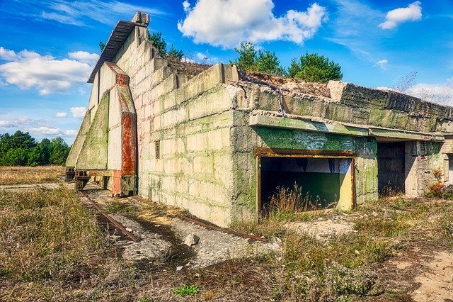 Free download Shelter Hangar Bunker Aircraft -  free free photo or picture to be edited with GIMP online image editor