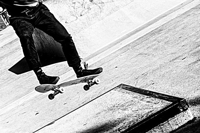 Descarga gratuita Skateboard Skater Jump - foto o imagen gratis para editar con el editor de imágenes en línea GIMP