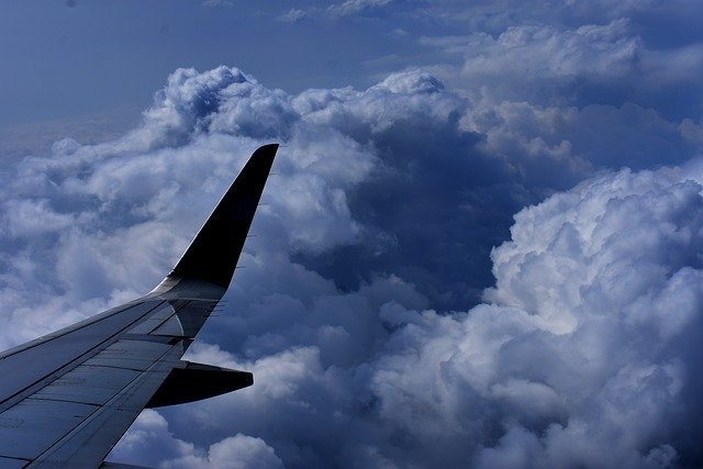 ดาวน์โหลดฟรี Sky Clouds Plane - ภาพถ่ายหรือรูปภาพฟรีที่จะแก้ไขด้วยโปรแกรมแก้ไขรูปภาพออนไลน์ GIMP