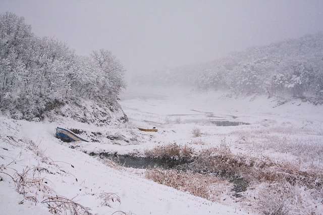 Free download Snow Landscape Atmosphere -  free photo or picture to be edited with GIMP online image editor