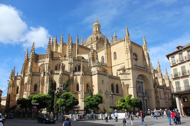 Free download Spain Segovia Cathedral -  free photo or picture to be edited with GIMP online image editor