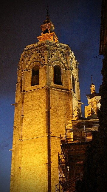 Free download Spain Valencia At Night -  free photo or picture to be edited with GIMP online image editor