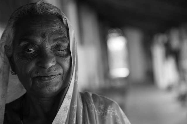 Free download Sri Lanka India Old Woman -  free photo or picture to be edited with GIMP online image editor