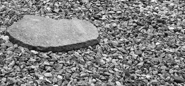 Descărcare gratuită Stones Pebbles Rock Gravel - fotografie sau imagini gratuite pentru a fi editate cu editorul de imagini online GIMP